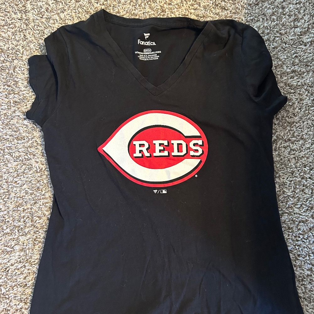 Cincinnati reds shirt